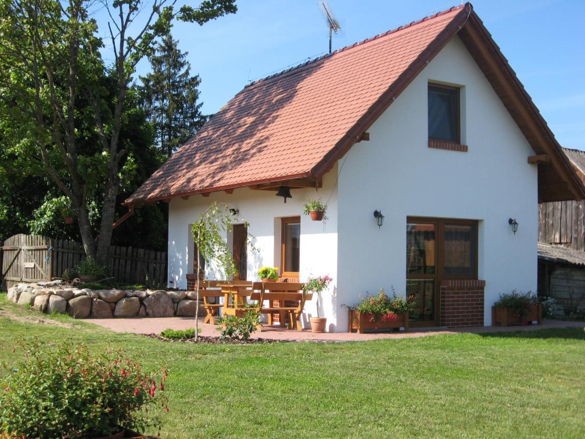 Domek Czerwony Kapturek Villa Plocice Dış mekan fotoğraf